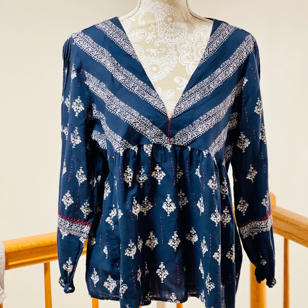 Lucky Brand top